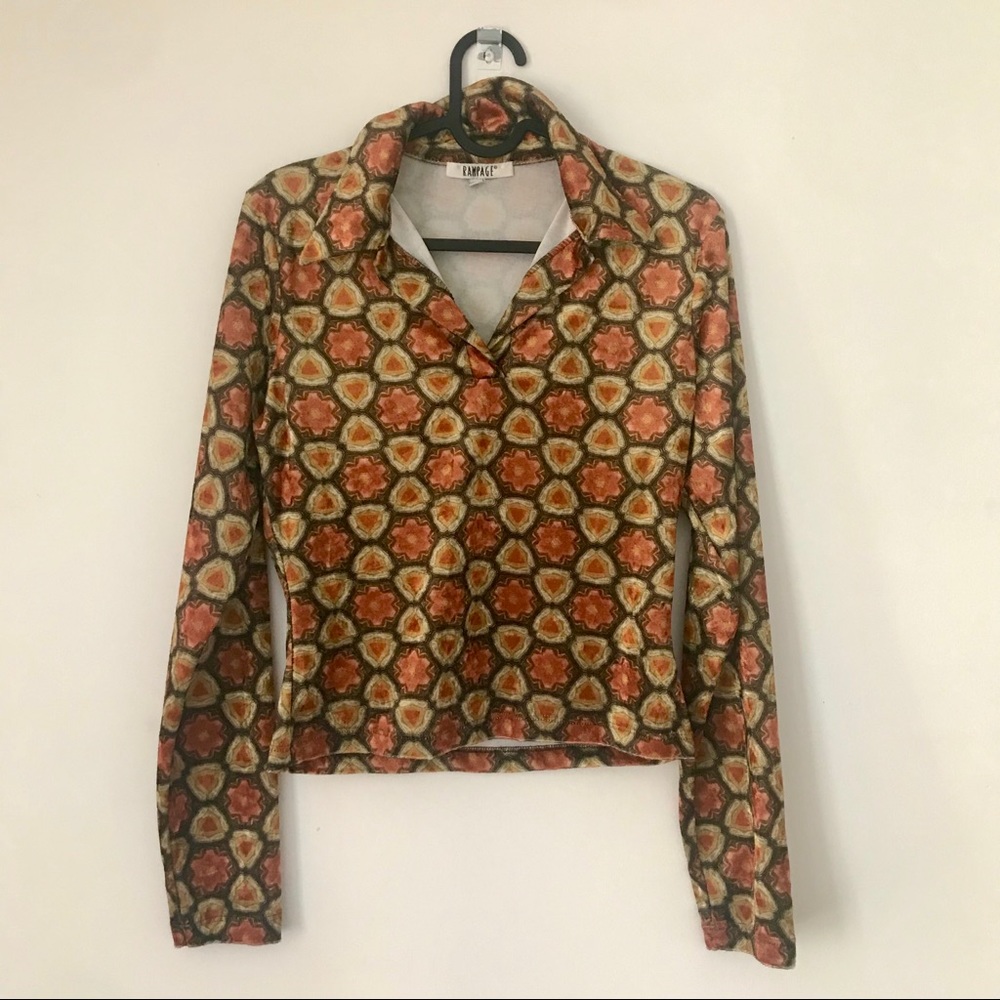 70s long sleeve✨🌿 Funky and perfect for the fall